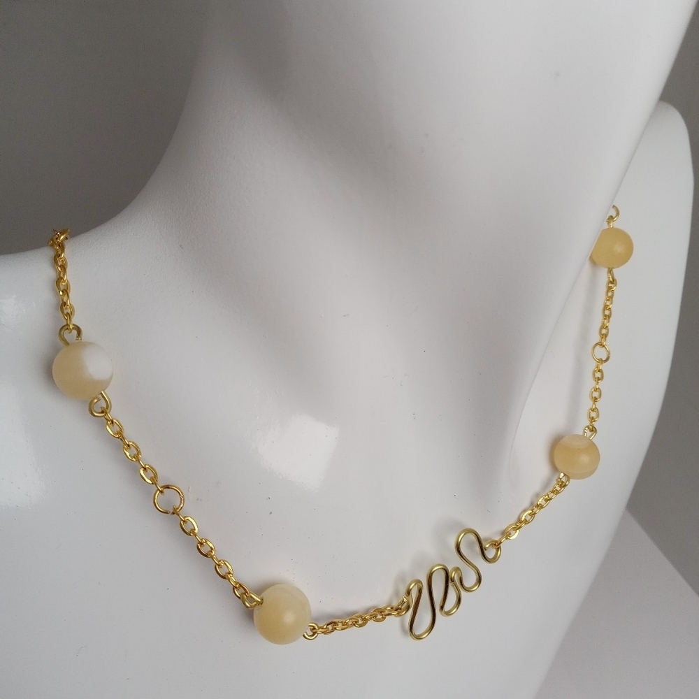 Lemon Jade Wire Wrapped Necklace - Picture 4 of 5